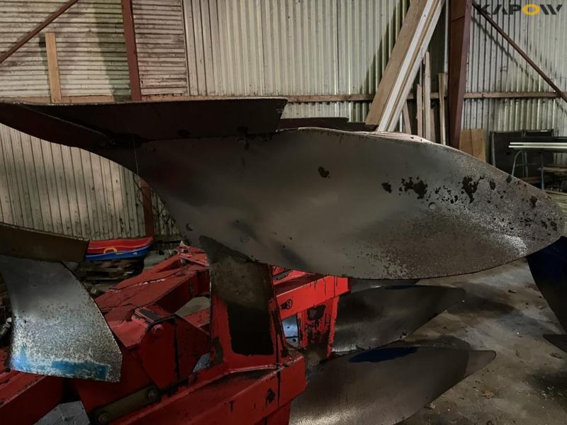 Naud RVN 457 5 furrow plough 9