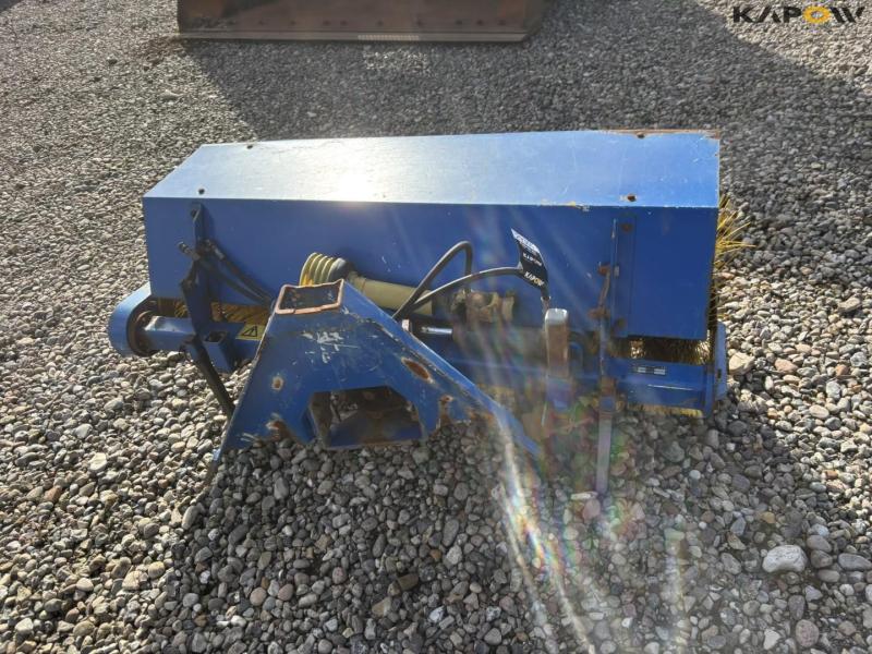 Nesbo sweeper with A-frame 6