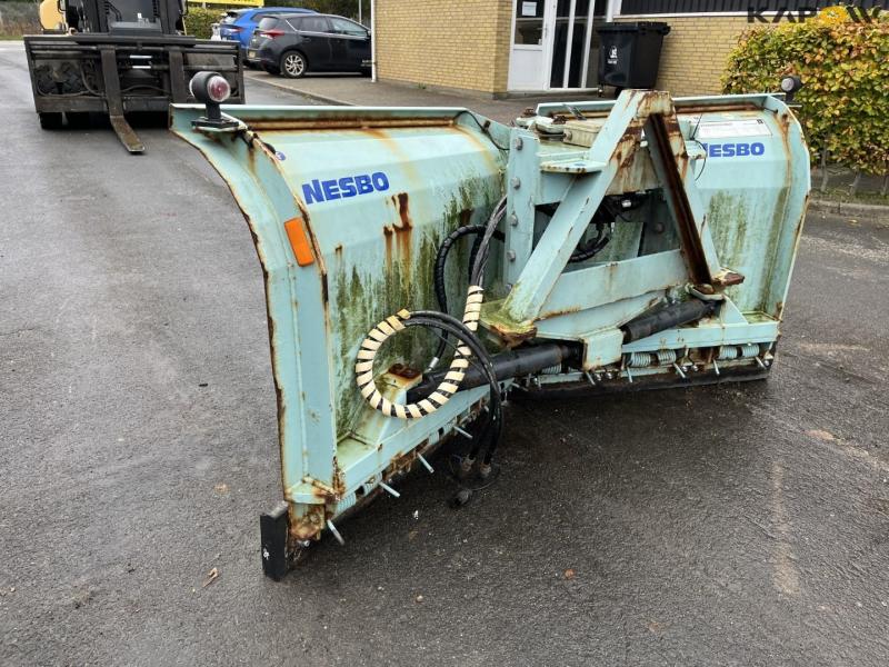 Nesbo PS-2100K pointed snow plow 7