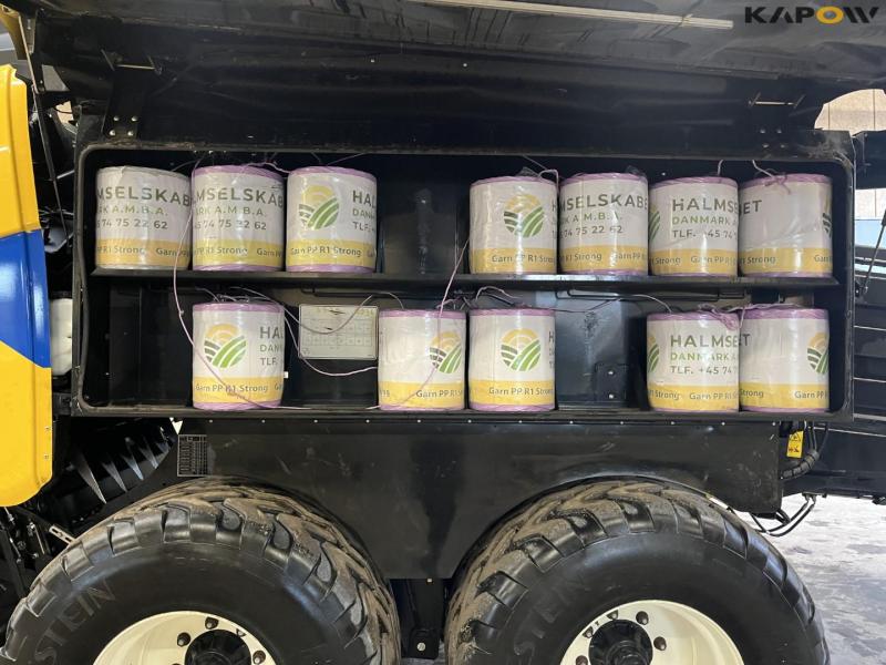 New Holland 1290 plus big baler 27