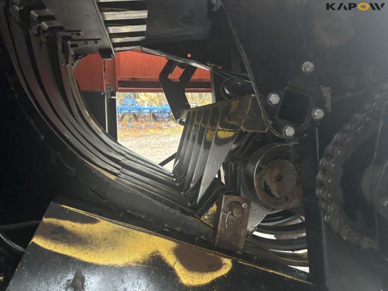 New Holland 4860S mini big baler 17