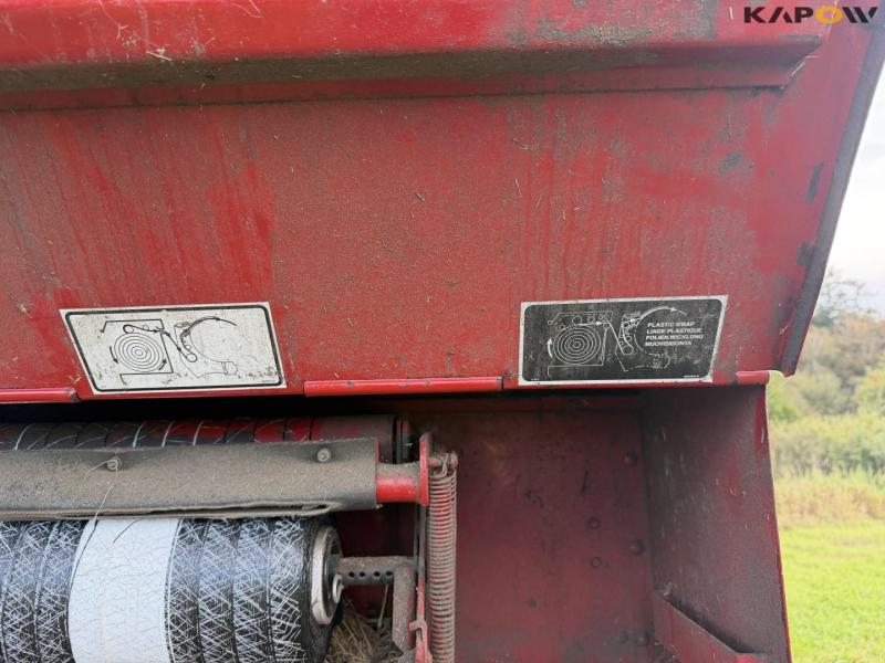 New Holland 658 round baler 16