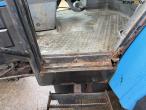 New Holland 7840 tractor 58
