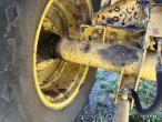 New Holland 8030 combine harvester with chopper 18