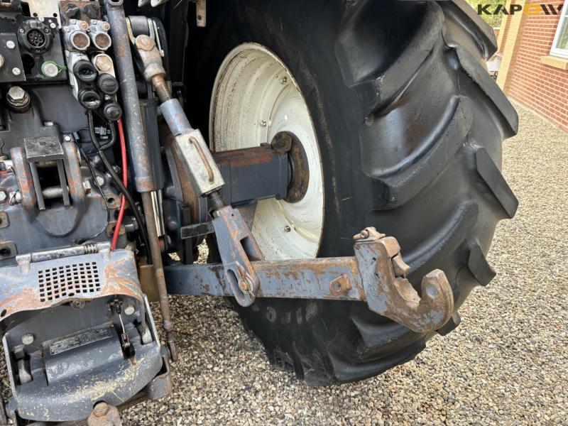 New Holland 8560 tractor with Hauer P-O-M S150 front loader 30