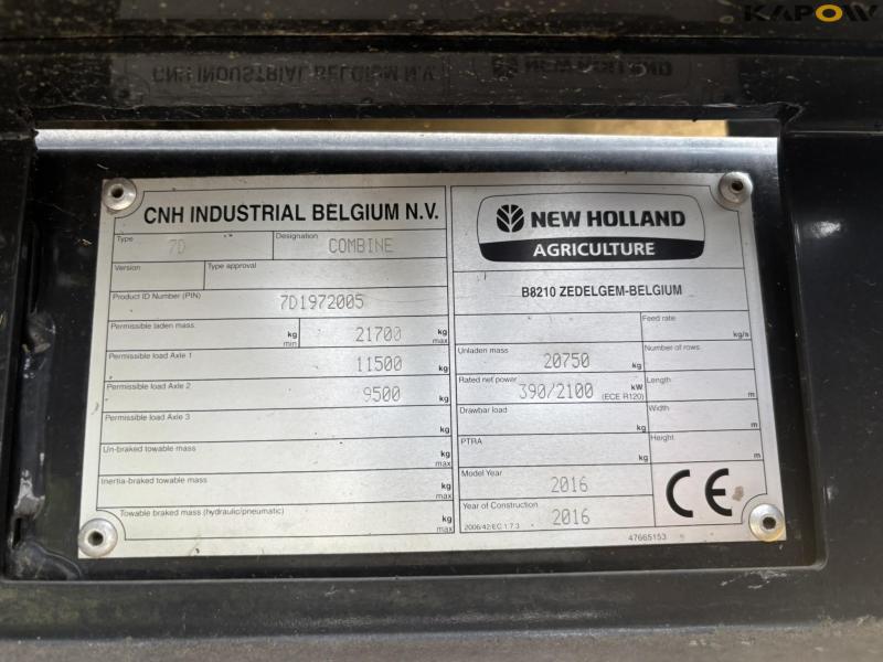 New Holland 9.80 combine harvester 35 feet 21