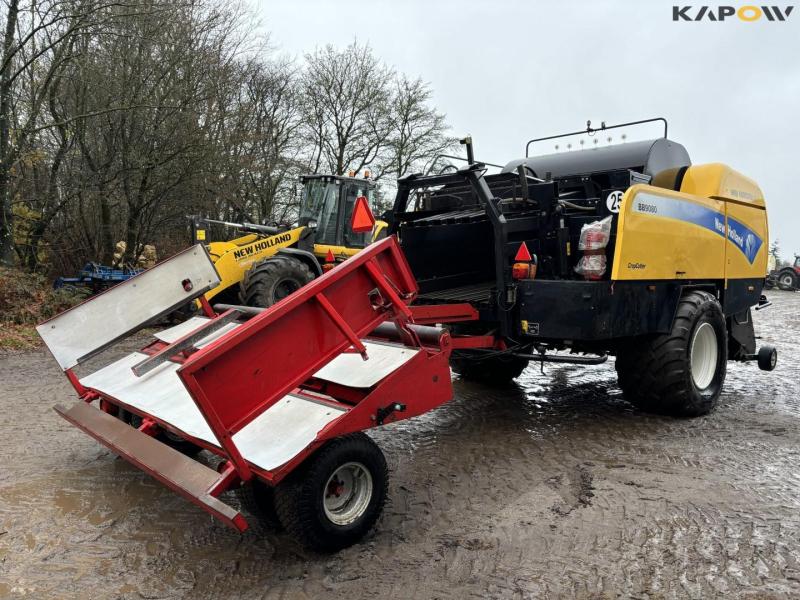 New Holland BB9080 baler 4