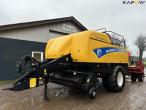 New Holland BB9080 baler 1