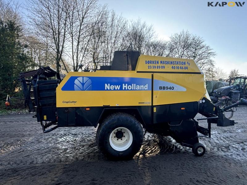 New Holland BB940R mini big baler 4