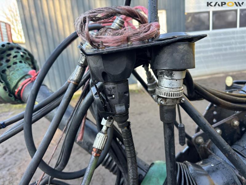 New Holland BB940R mini big baler 14