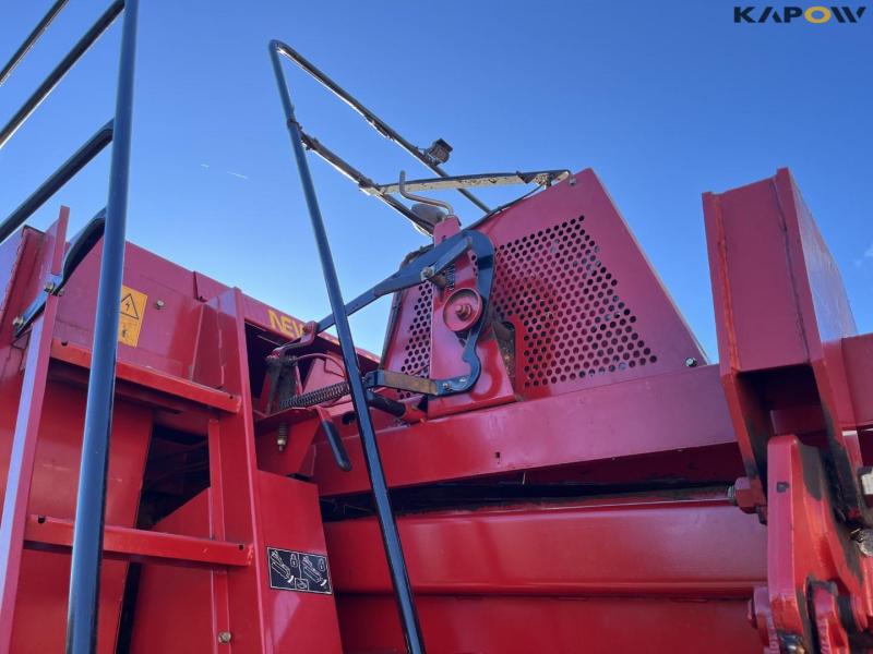 New Holland BB980 big baler 20