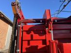 New Holland BB980 big baler 13