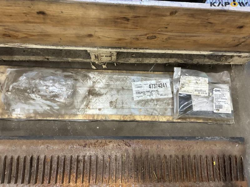 New Holland corn cracker 20