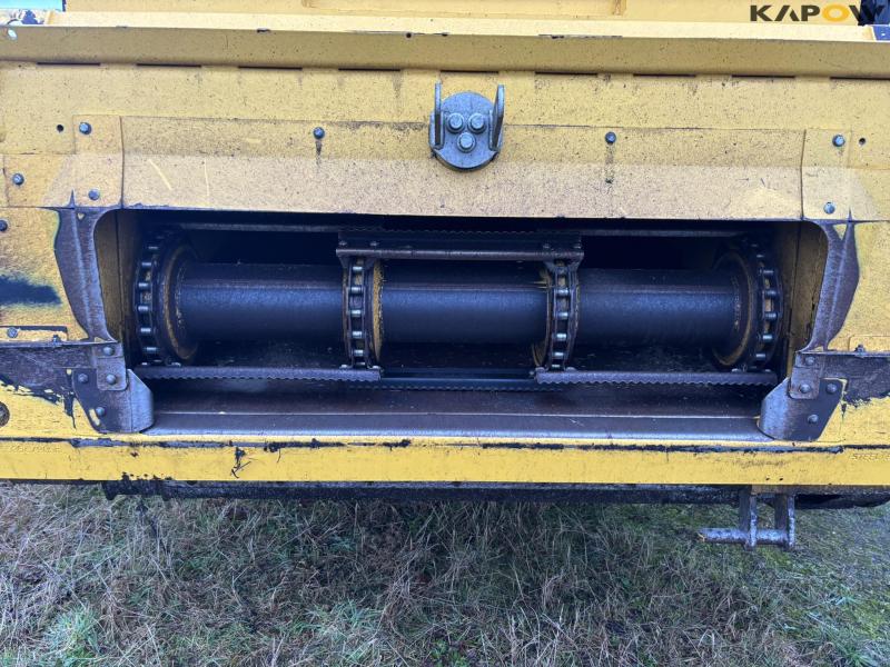 New Holland CR 8.90 Relevation 4 WD 30ft 12