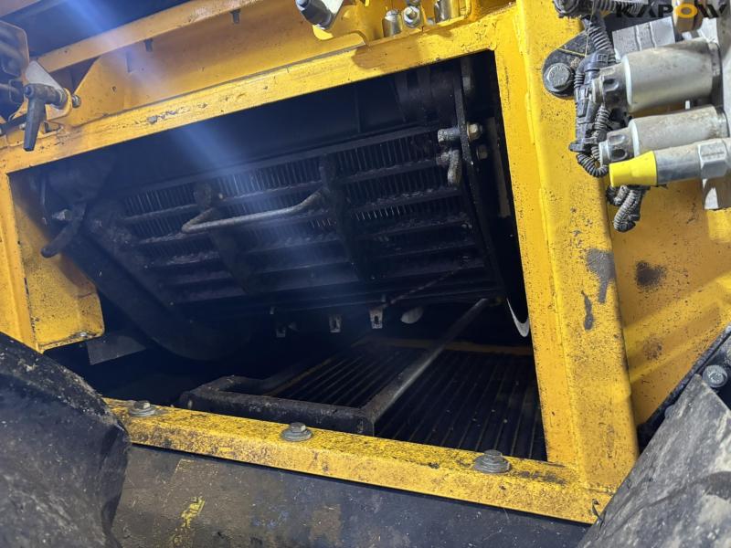 New Holland CR 8.90 Relevation 4 WD 30ft 61