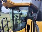 New Holland CR 9080 combine harvester 30 feet 76