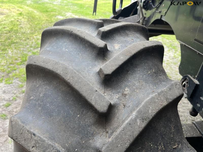 New Holland CX840 combine with 24 foot header 36