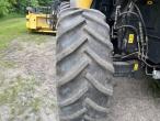 New Holland CX840 combine with 24 foot header 43