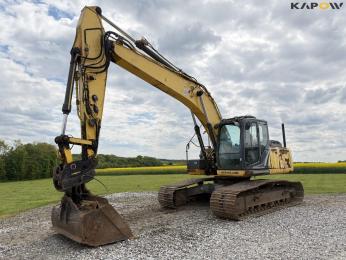 New Holland E215C excavator