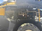 New Holland FR550 with corn header and pickup 59
