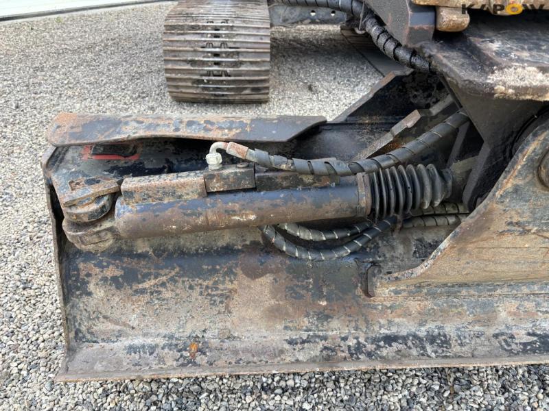 New Holland Kobelco E140CSR excavator 15