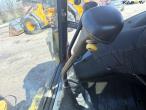 New Holland LB115B-4PS backhoe loader 46