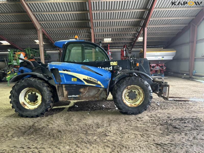 New Holland LM5060 delta telescopic loader 4