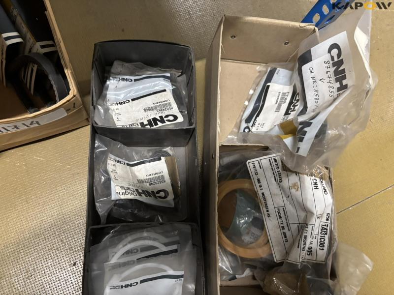 New Holland spare parts/filters - new 67
