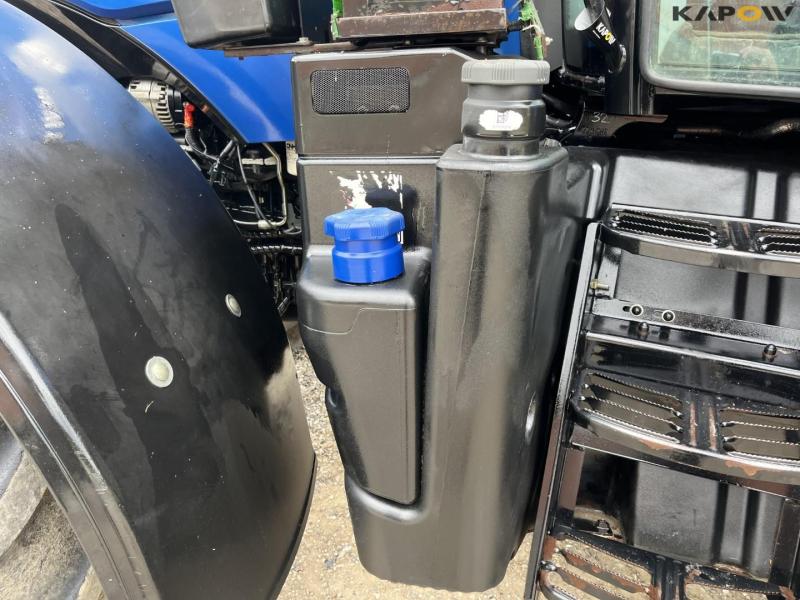New Holland T7.270 Auto command tractor 9