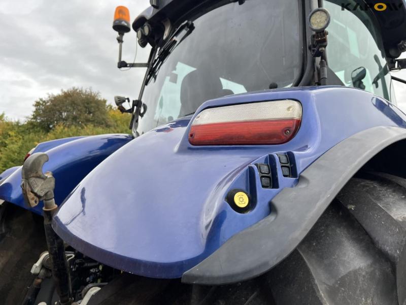 New Holland T7.230 tractor 24