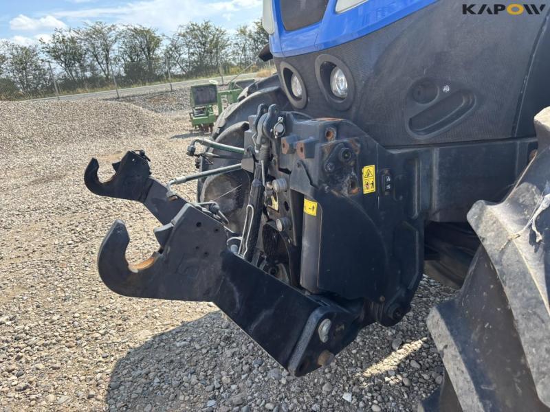 New Holland T7.230 tractor 9