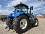 New Holland T7.230 tractor 5