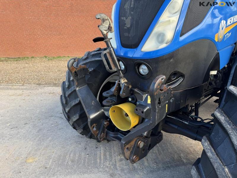 New Holland T7.225 tractor 12