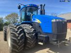 New Holland T9040 tractor with twin wheels 3