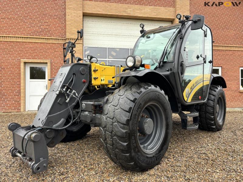 New Holland th 7.42 elite telescopic loader 1