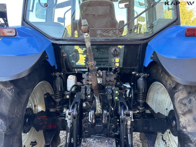 New Holland TM155 tractor 27