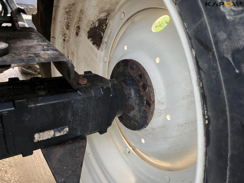 New Holland TM155 tractor 23