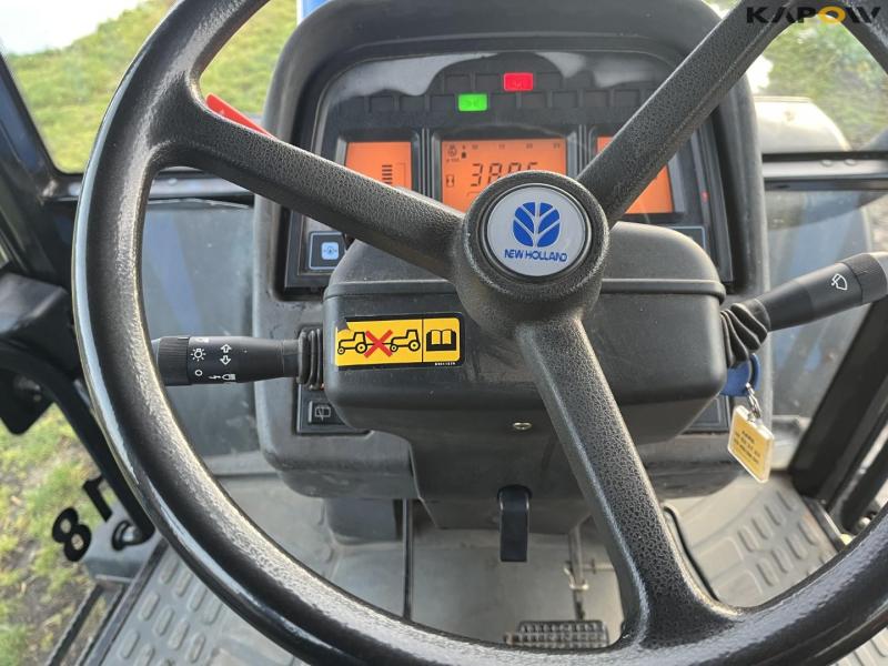 New Holland TM155 tractor 38
