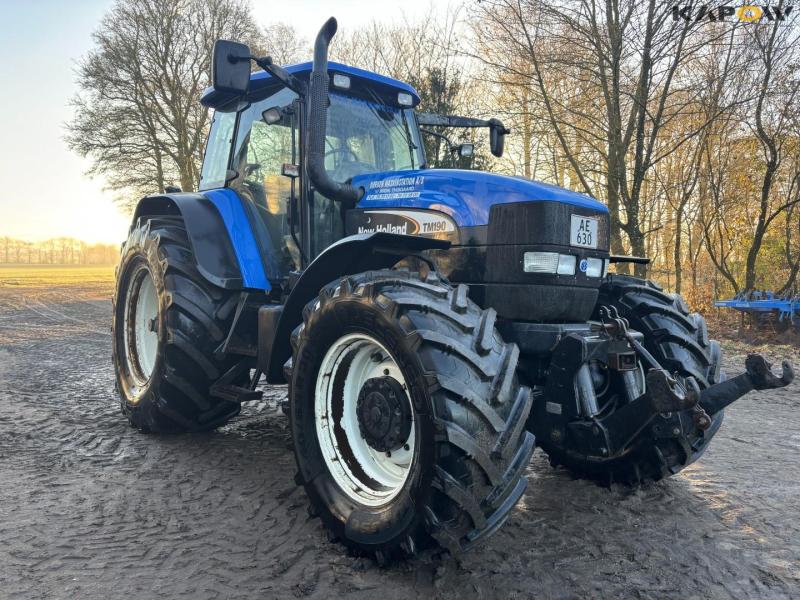 New Holland TM190 tractor 3