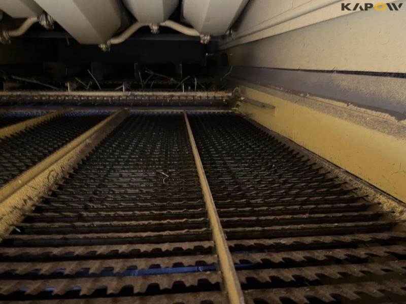 New Holland TX32 with 15 foot header 36