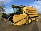 New Holland TX32 with 15 foot header 1