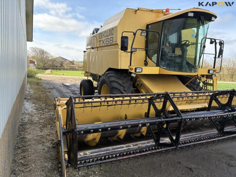 New Holland TX68 plus combine harvester 3