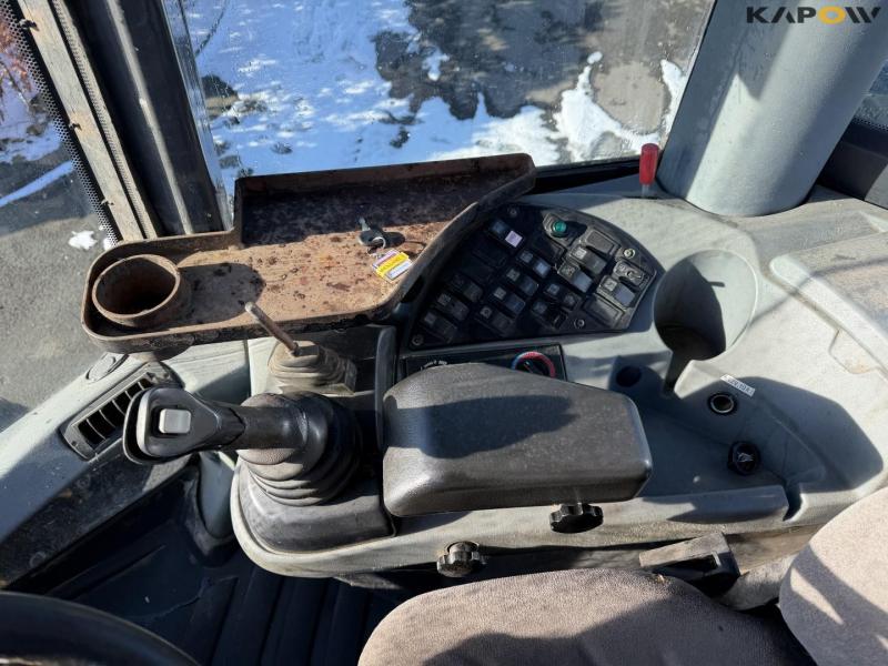 New Holland W170B wheel loader 33