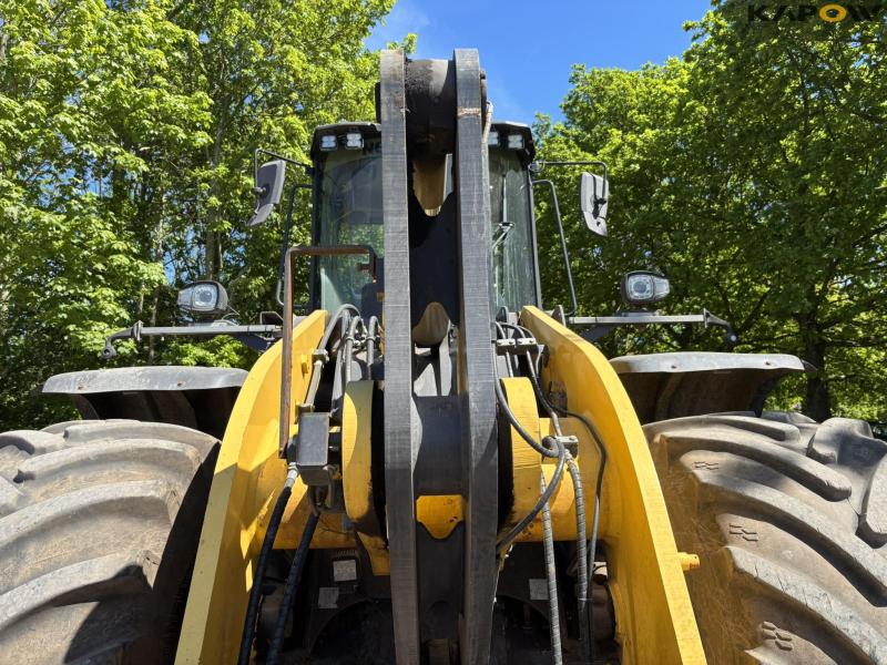 New Holland W190 D wheel loader 12