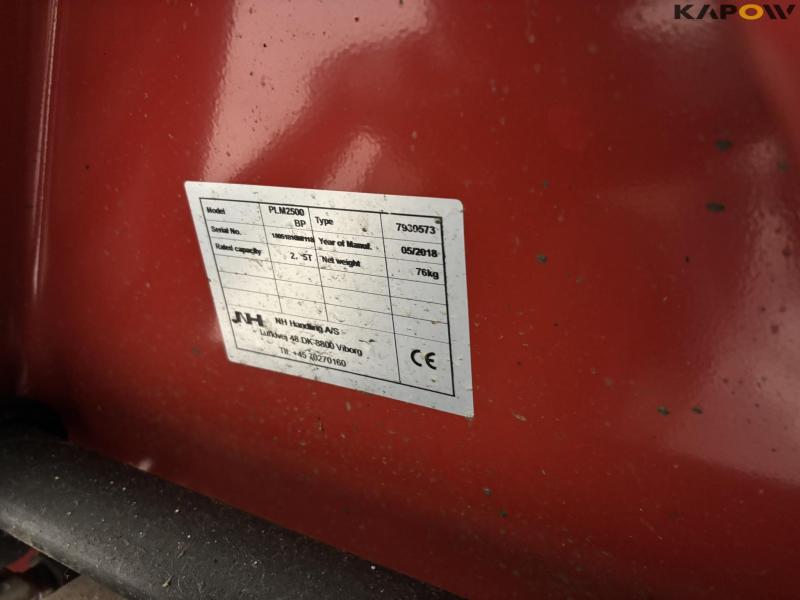 NH PLM 2500 pallet truck 14