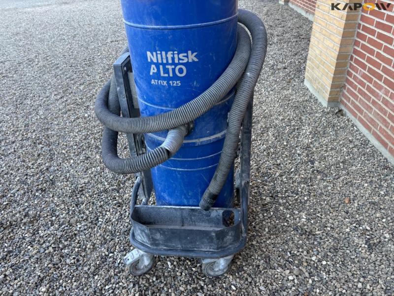 Nilfisk AATIX 125 Wet/Dry Vacuum Cleaner 7