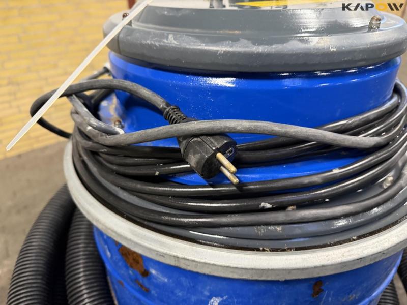 Nilfisk Attix 125 vacuum cleaner 12