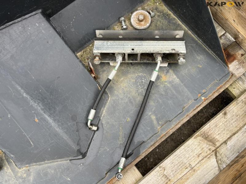 Nilfisk front shovel 11