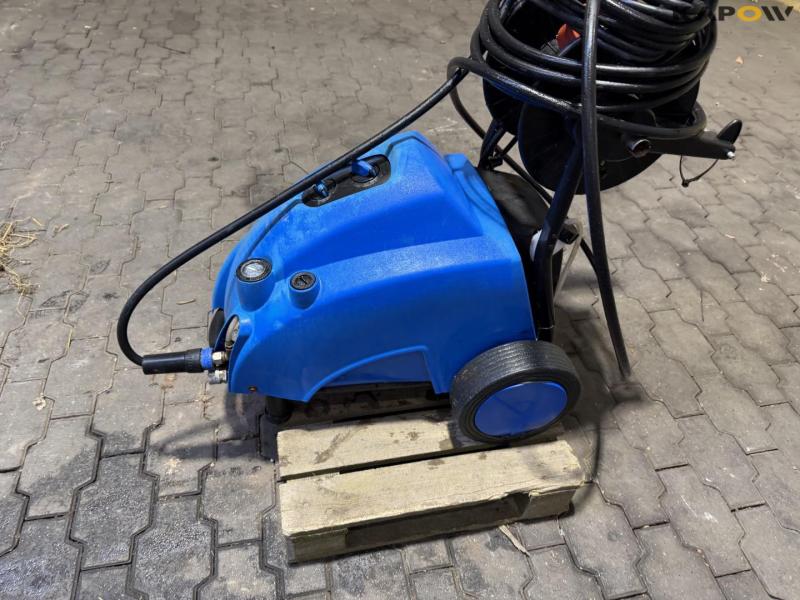 Nilfisk high pressure cleaner 9