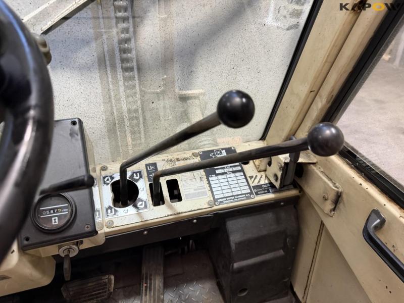 Nissan diesel truck 18